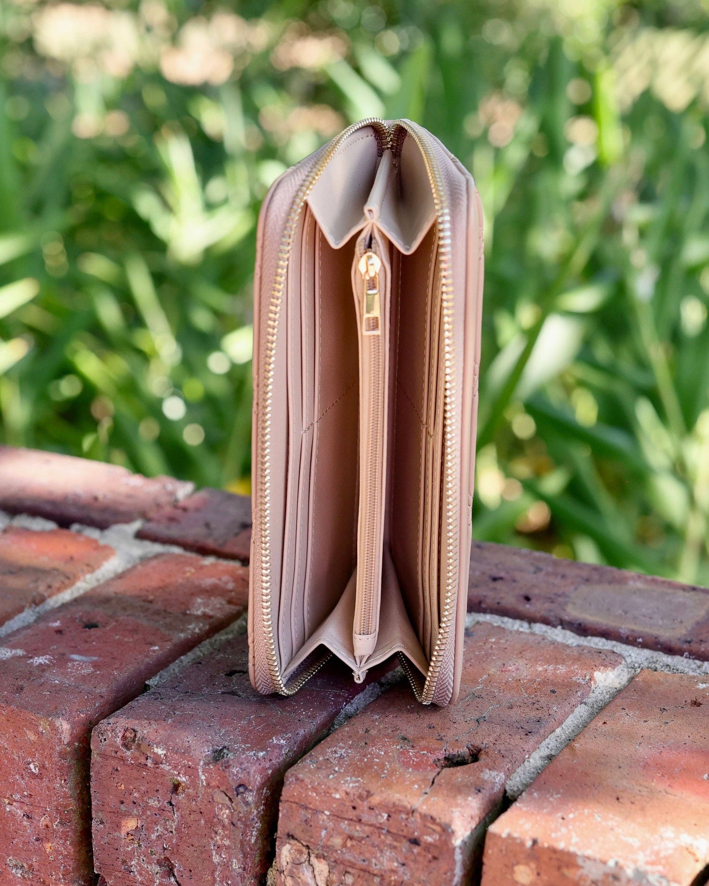 Penelope Wallet Latte DQ