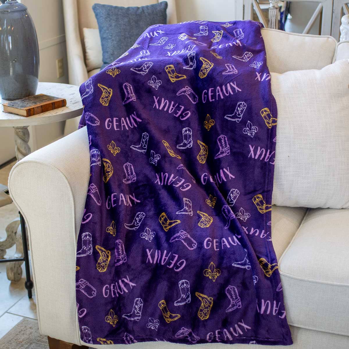 Let's Go Girls Throw Purple/Yellow/White 50x60