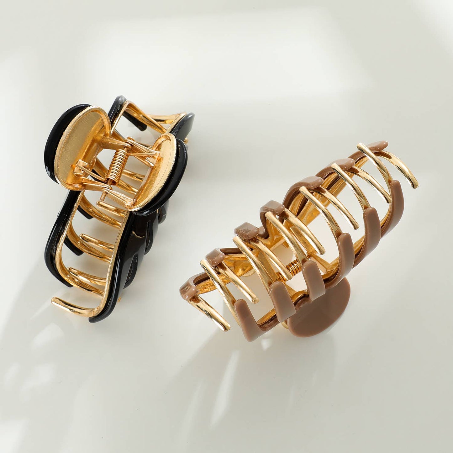Hailey Solid | Large Gold Metal Octopus Claw Clip