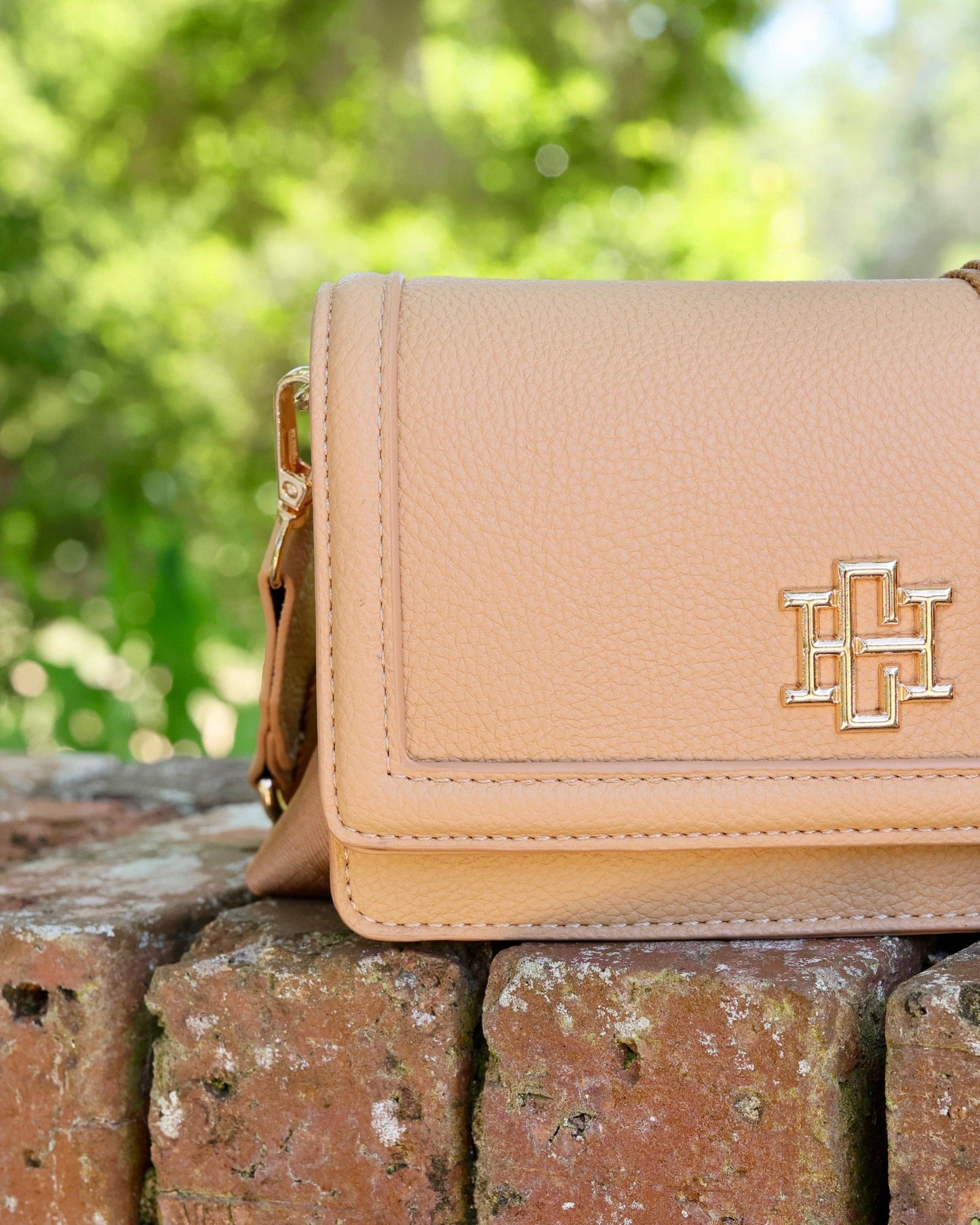 Maverick Crossbody with Pocket Tan PB