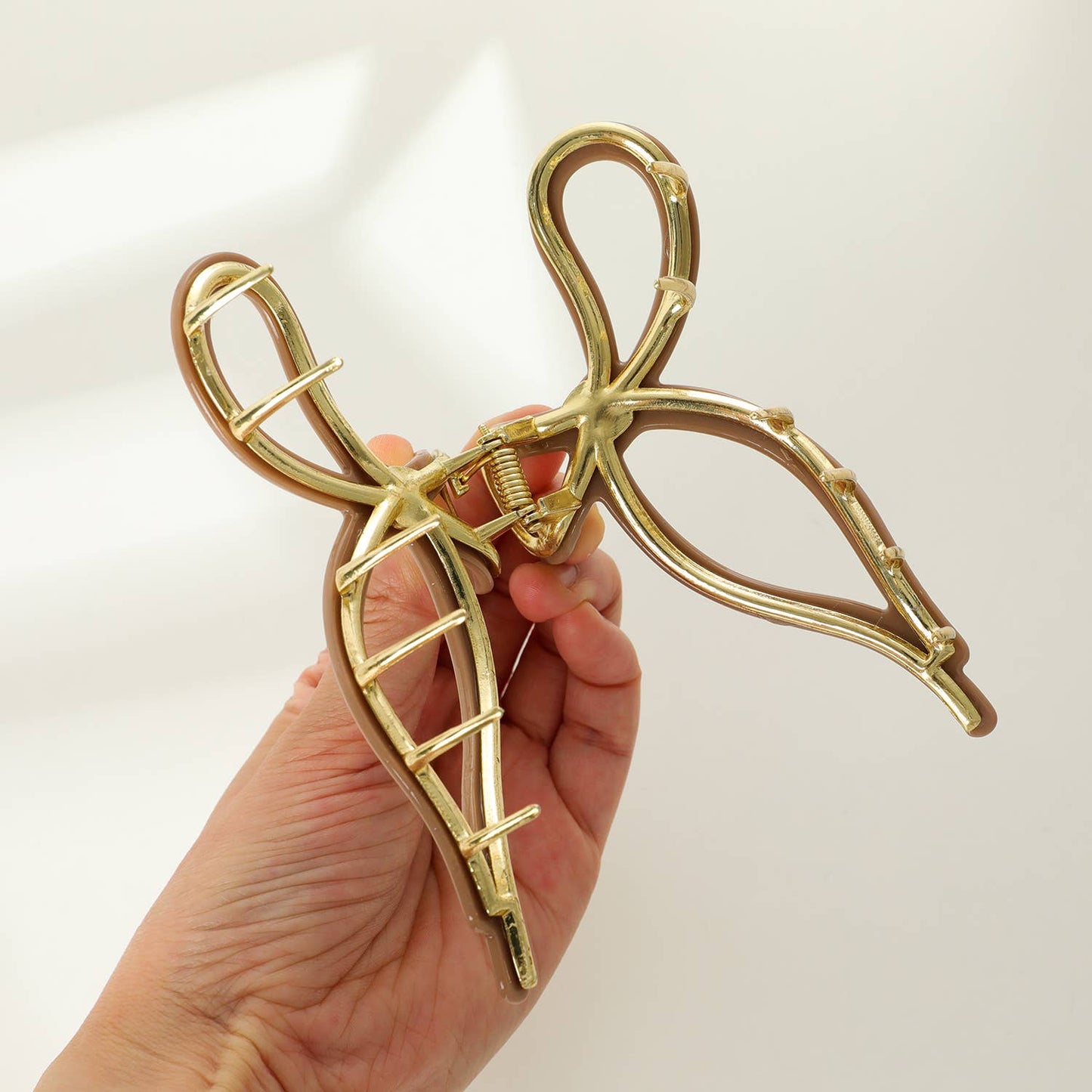 Sabrina Solid| Large Ribbon Bow Metal Claw Clip