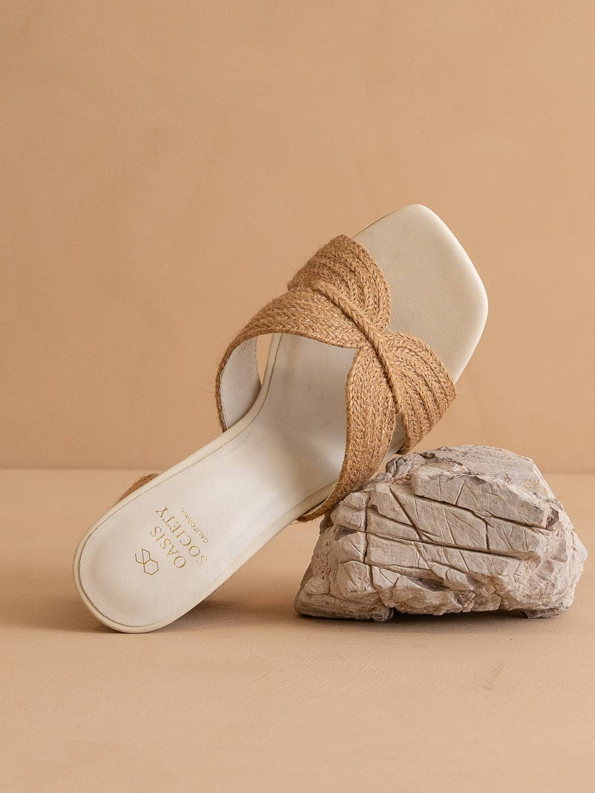 The Santiago Toffee Raffia Heel