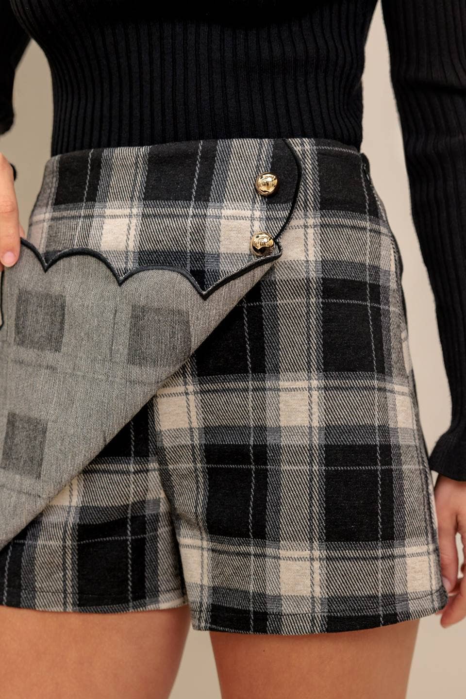 Scalloped Plaid Skort
