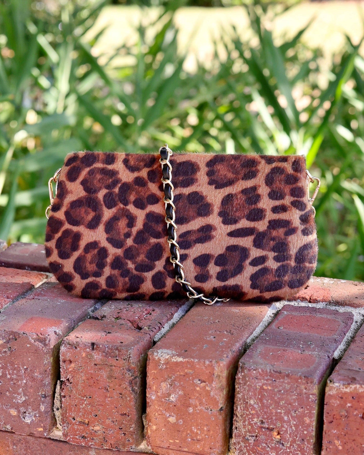 Livi Crossbody Spotted Saddle