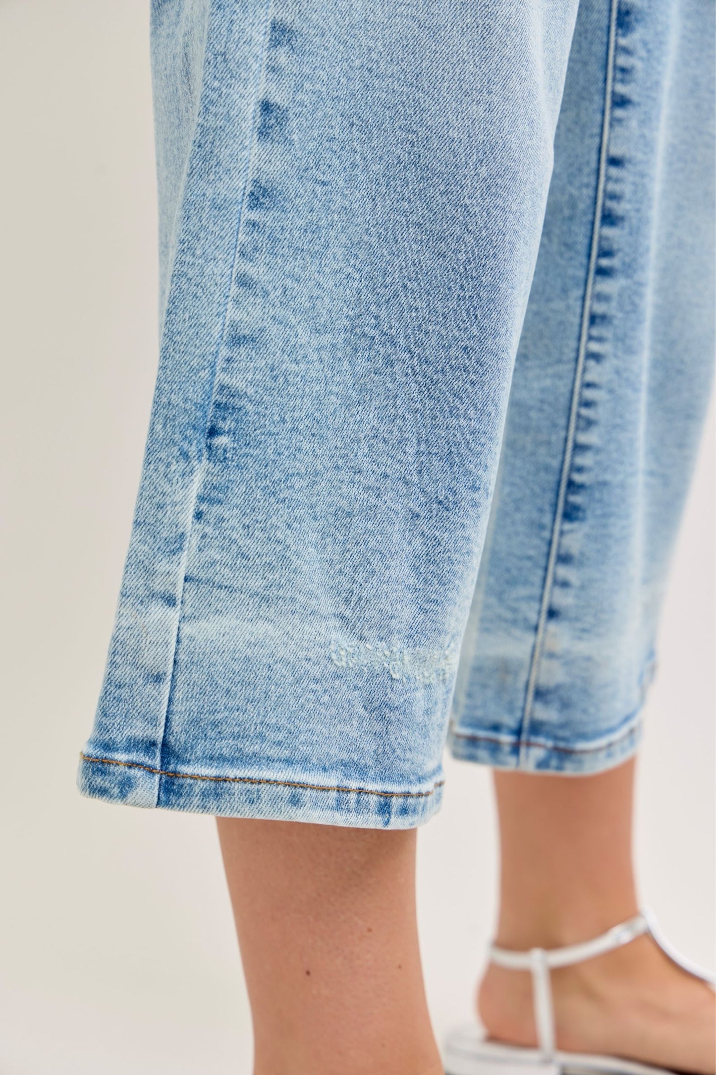 Judy Blue Light Wash Wide Crop Jeans