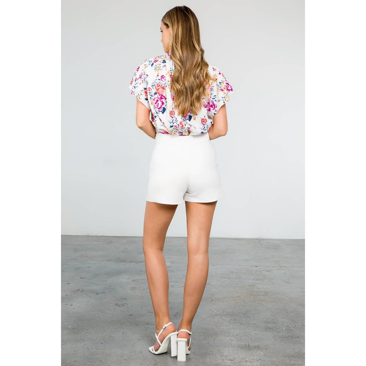 Garden Party Flutter Sleeve Blouse