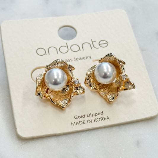 Gold Pearl Earrings