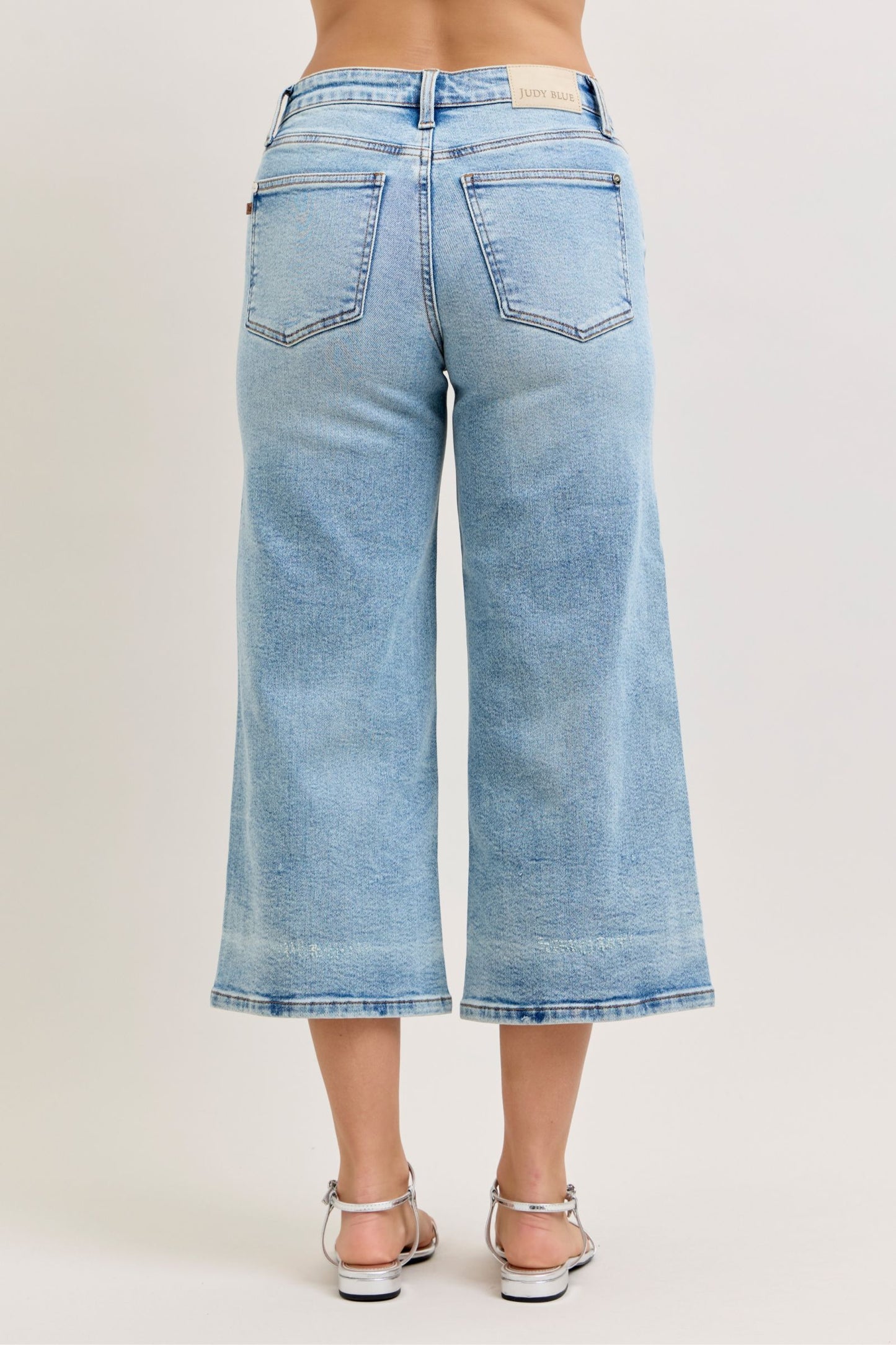Judy Blue Light Wash Wide Crop Jeans