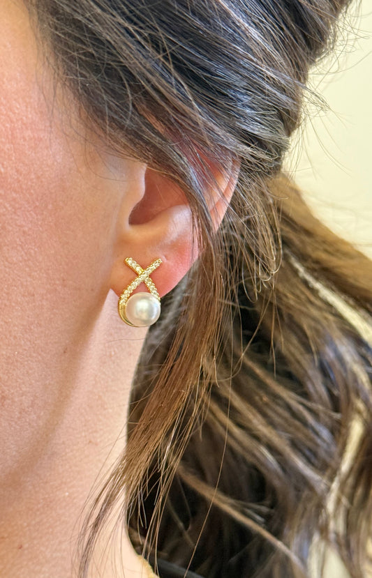 Gold Pearl Earrings