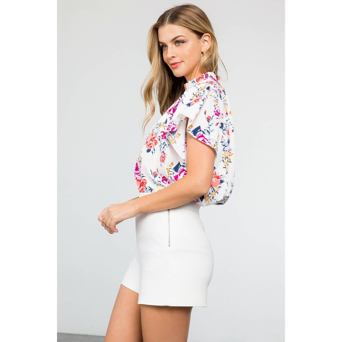 Garden Party Flutter Sleeve Blouse